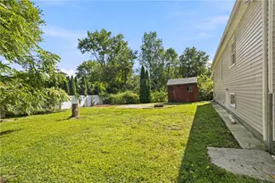 9 Atlantic Ave, North Providence, RI 02904 - Photo 20