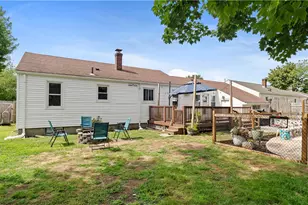 38 Fairfield Ct, Warwick, RI 02889 - Photo 26