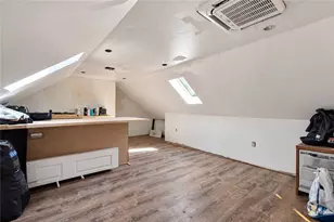 189 Magill St, Pawtucket, RI 02860 - Photo 14