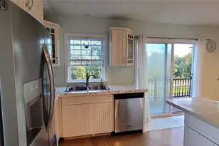 256 Matunuck Beach Rd, South Kingstown, RI 02879 - Photo 18