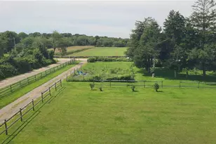 256 Matunuck Beach Rd, South Kingstown, RI 02879 - Photo 4