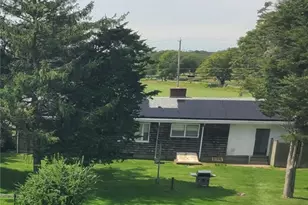 256 Matunuck Beach Rd, South Kingstown, RI 02879 - Photo 6