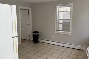 49 Trenton St, Providence, RI 02906 - Photo 24