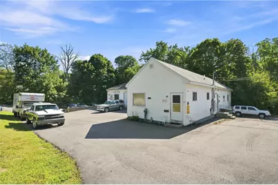 168 Rockland Avenue, Woonsocket, RI 02895 - Photo 6