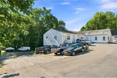 168 Rockland Avenue, Woonsocket, RI 02895 - Photo 4