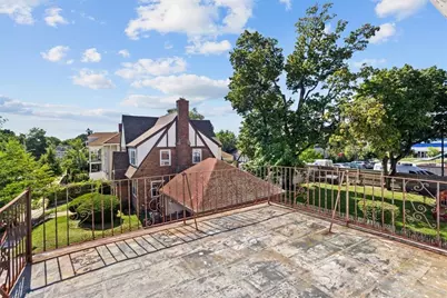 246 Lenox Avenue, Providence, RI 02907 - Photo 34