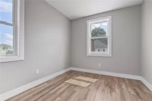 2 Rounds Ave, East Providence, RI 02915 - Photo 22