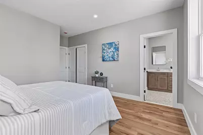 2 Rounds Avenue, East Providence, RI 02915 - Photo 14
