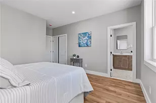 2 Rounds Ave, East Providence, RI 02915 - Photo 14