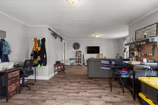 124 Lincoln St, Woonsocket, RI 02895 - Photo 4