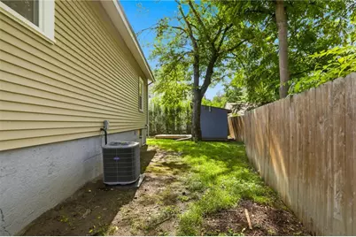21 Overbrook Avenue, Warwick, RI 02889 - Photo 8