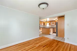 6 Restwood Rd, Cranston, RI 02920 - Photo 10