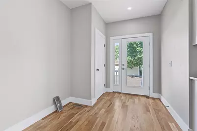 4 Rounds Avenue, East Providence, RI 02915 - Photo 6