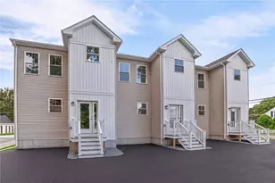 4 Rounds Ave, East Providence, RI 02915 - Photo 1