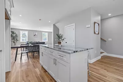 4 Rounds Avenue, East Providence, RI 02915 - Photo 4