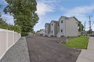 4 Rounds Ave, East Providence, RI 02915 - Photo 30