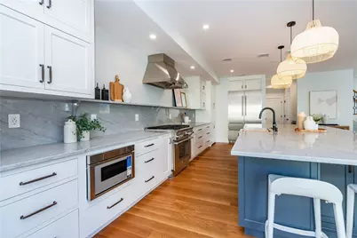 6 Sharon Court, Newport, RI 02840 - Photo 16