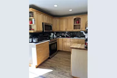 29 Shangri-La Lane, Middletown, RI 02842 - Photo 8
