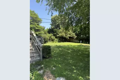 29 Shangri-La Lane, Middletown, RI 02842 - Photo 2
