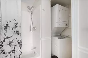 87 Cooke St, Providence, RI 02906 - Photo 36