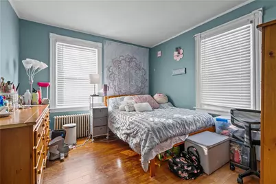 31 W Narragansett Avenue #1, Newport, RI 02840 - Photo 14