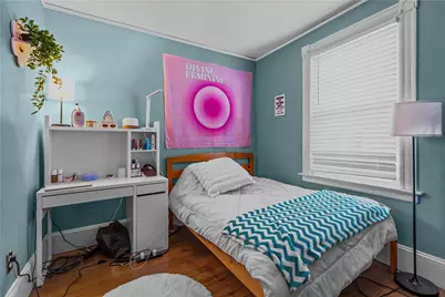 31 W Narragansett Avenue #1, Newport, RI 02840 - Photo 18