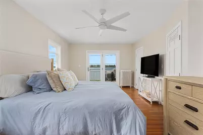 46 Esplanade, Middletown, RI 02842 - Photo 22