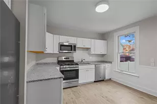 584 Weeden St, Pawtucket, RI 02860 - Photo 2