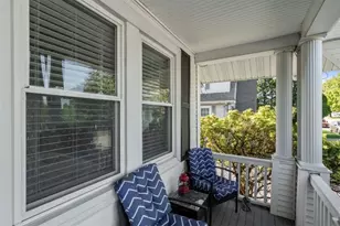 25 Hollywood Ave, Warwick, RI 02888 - Photo 2