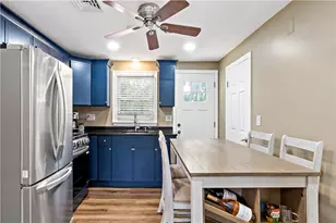 201 Reservoir Ave, Lincoln, RI 02865 - Photo 4