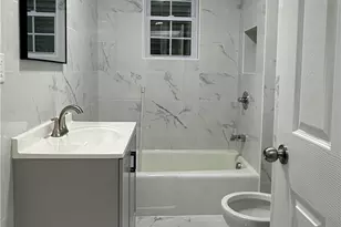 38 East St, Providence, RI 02906 - Photo 8
