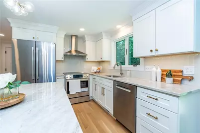 5763 Post Road, East Greenwich, RI 02818 - Photo 14