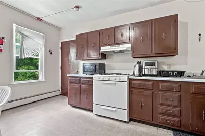 32 Northeast Street, Woonsocket, RI 02895 - Photo 40