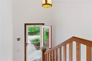 8 Ledgemont Dr, Lincoln, RI 02865 - Photo 4