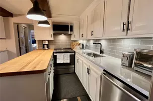 9 Red Cross Terrace, Newport, RI 02840 - Photo 10