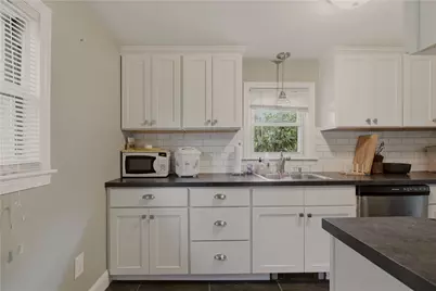 117 Camp Avenue, North Kingstown, RI 02852 - Photo 10