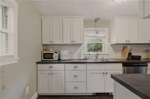 117 Camp Ave, North Kingstown, RI 02852 - Photo 10