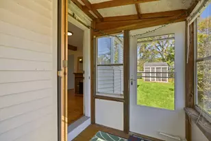 28 Merton Rd, Newport, RI 02840 - Photo 30