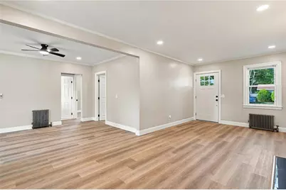 90 Natick Avenue, Warwick, RI 02886 - Photo 6