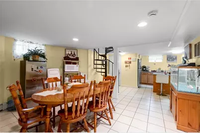 143 Garden Street, Pawtucket, RI 02860 - Photo 16