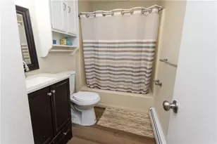 986 Knotty Oak Rd, Coventry, RI 02816 - Photo 14