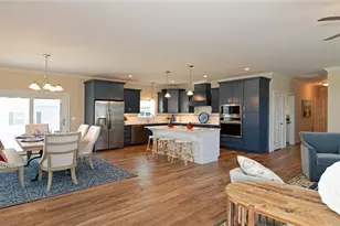 33 Bogey Circle, South Kingstown, RI 02879 - Photo 6
