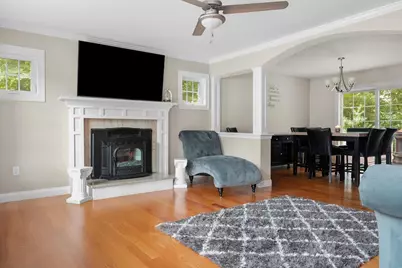 17 Clover Court Court, Cumberland, RI 02864 - Photo 4