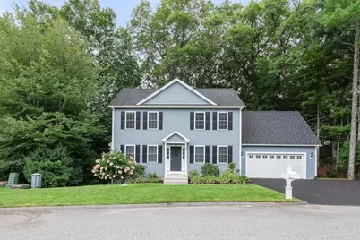 17 Clover Court Court, Cumberland, RI 02864 - Photo 2