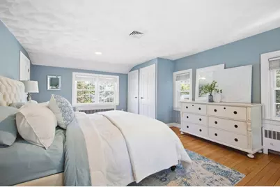 139 Woodstock Lane, Cranston, RI 02920 - Photo 2