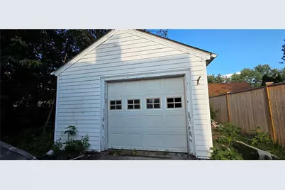 20 Intervale Road, Cranston, RI 02910 - Photo 2
