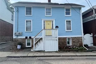 21 Pope St, Newport, RI 02840 - Photo 2