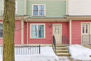88 Barton St, Pawtucket, RI 02860 - Photo 4