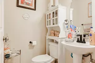 88 Barton St, Pawtucket, RI 02860 - Photo 46