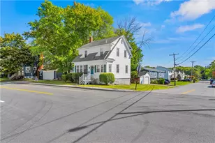 53 Wampanoag Trl, East Providence, RI 02915 - Photo 28